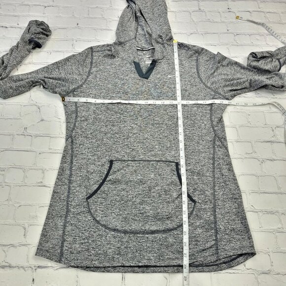 Nike Woman’s Dri Fit Gray Long sleeve hissed front pocket sweatshirt size L - Picture 3 of 14